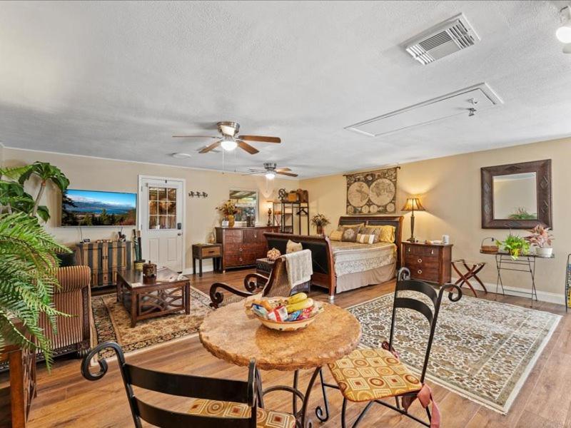 College Park-Orlando 5Star Villa Oasis - Home Away From Home - Quiet Neighborhood-Private Botanical Courtyard - Mins From Eola,Dt, Winter Park - Free Parking & Ev Plug In 外观 照片