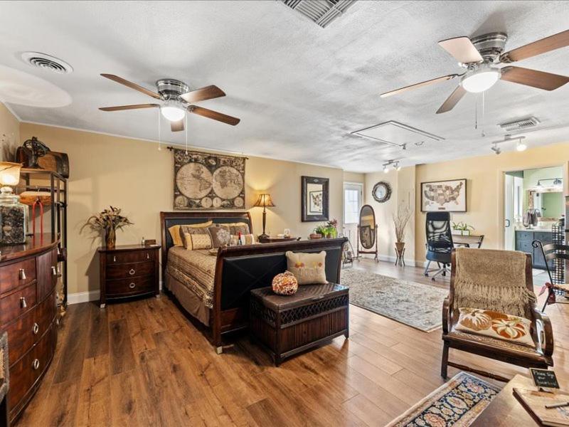 College Park-Orlando 5Star Villa Oasis - Home Away From Home - Quiet Neighborhood-Private Botanical Courtyard - Mins From Eola,Dt, Winter Park - Free Parking & Ev Plug In 外观 照片